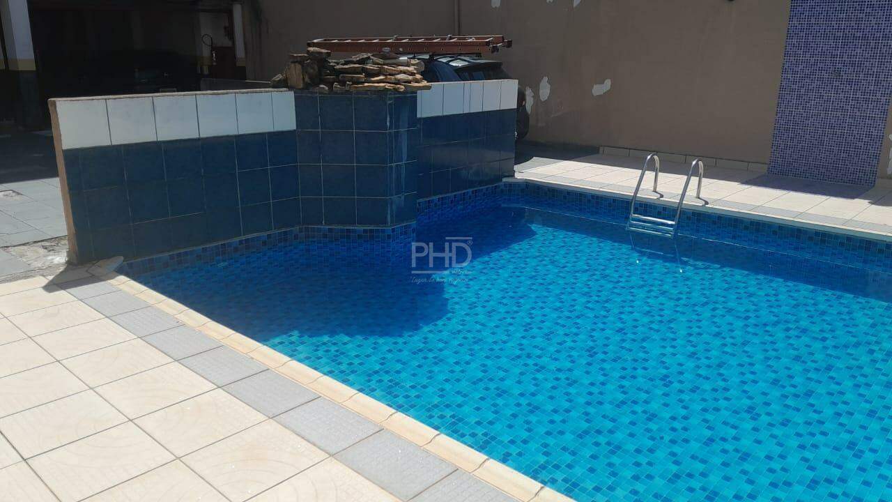Apartamento à venda com 3 quartos, 102m² - Foto 1