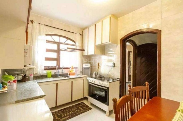 Sobrado para alugar com 4 quartos, 280m² - Foto 4