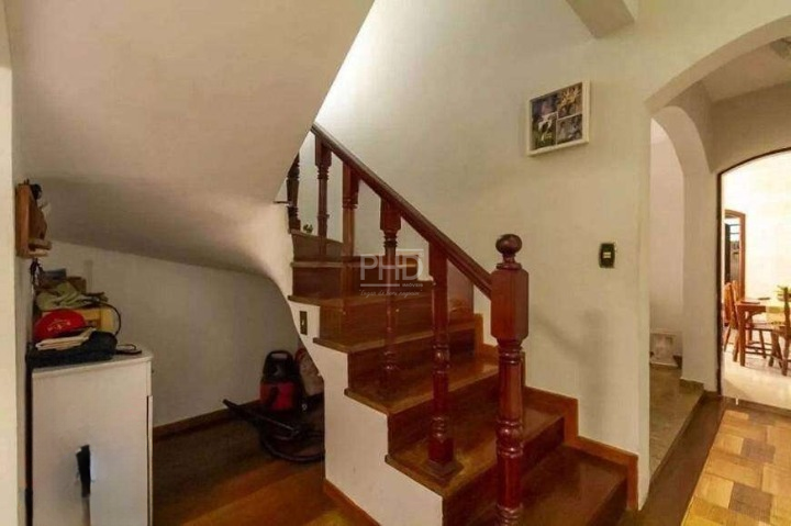 Sobrado para alugar com 4 quartos, 280m² - Foto 6