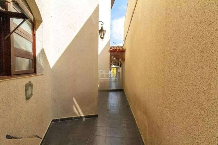 Sobrado para alugar com 4 quartos, 280m² - Foto 13