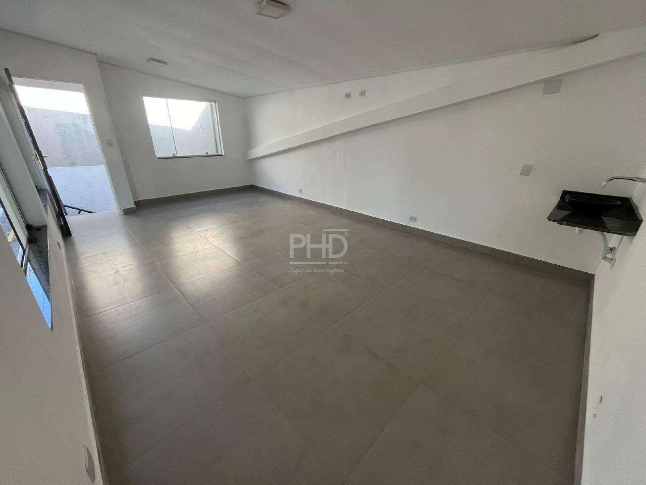 Casa para alugar com 2 quartos, 240m² - Foto 10