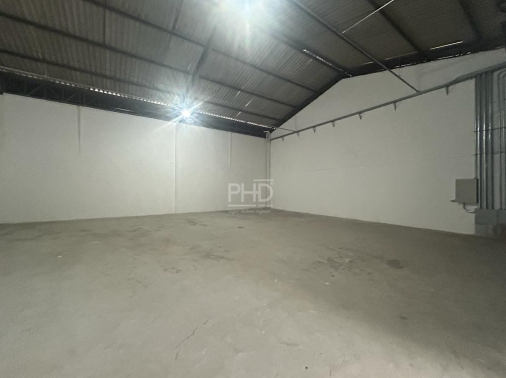 Depósito-Galpão-Armazém para alugar, 530m² - Foto 1