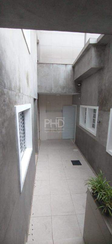 Sobrado para alugar com 2 quartos, 199m² - Foto 25