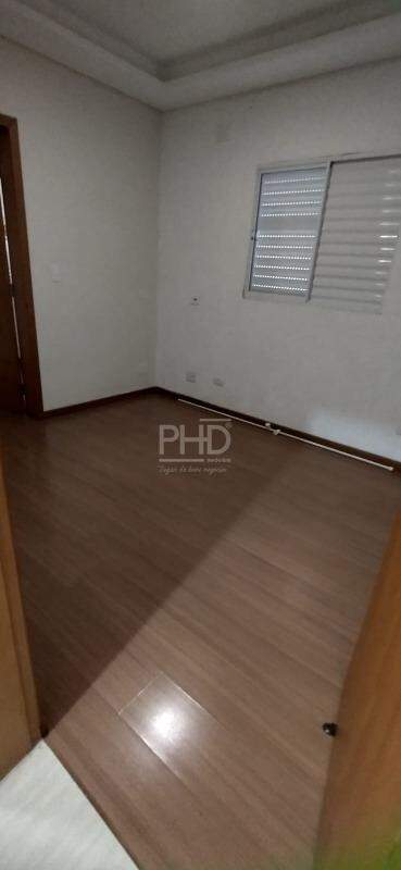 Sobrado para alugar com 2 quartos, 199m² - Foto 8