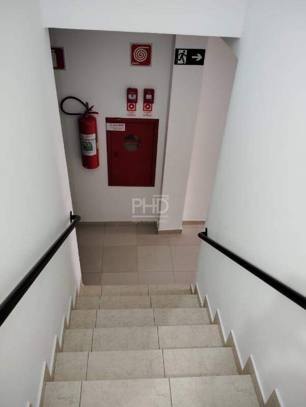 Apartamento para alugar com 2 quartos, 90m² - Foto 3