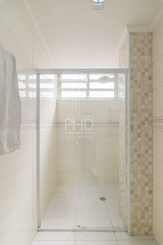 Apartamento para alugar com 3 quartos, 140m² - Foto 32