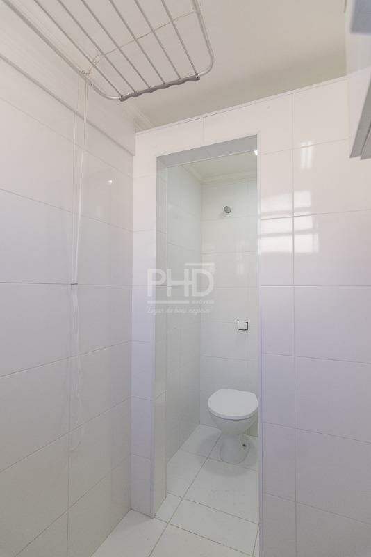 Apartamento para alugar com 3 quartos, 140m² - Foto 31