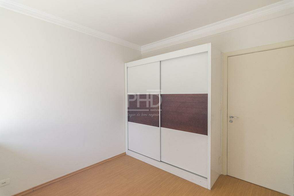 Apartamento para alugar com 3 quartos, 140m² - Foto 28