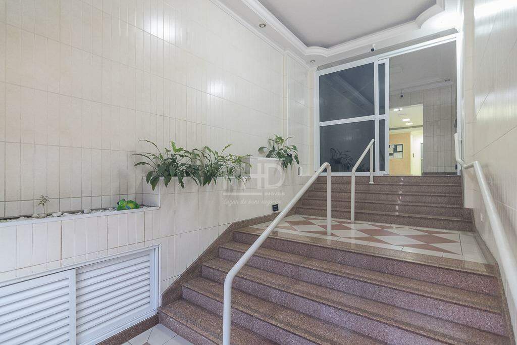 Apartamento para alugar com 3 quartos, 140m² - Foto 33