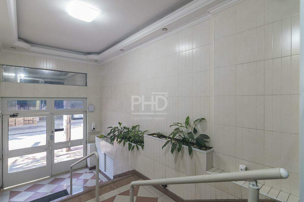 Apartamento para alugar com 3 quartos, 140m² - Foto 34