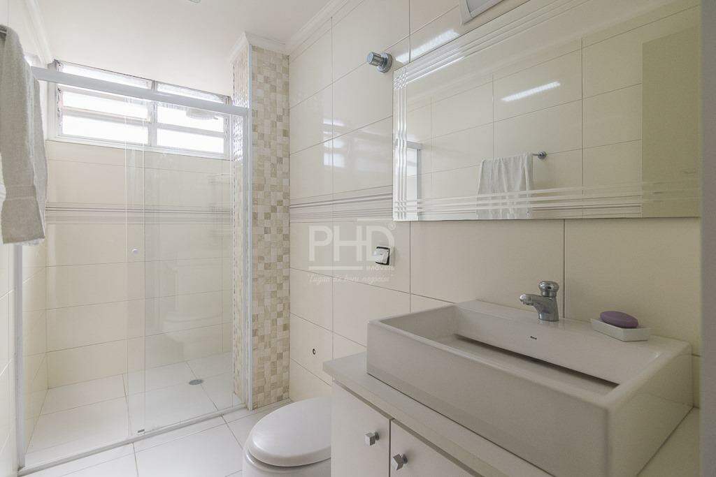 Apartamento para alugar com 3 quartos, 140m² - Foto 43