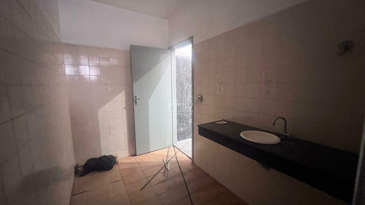 Depósito-Galpão-Armazém para alugar, 212m² - Foto 14