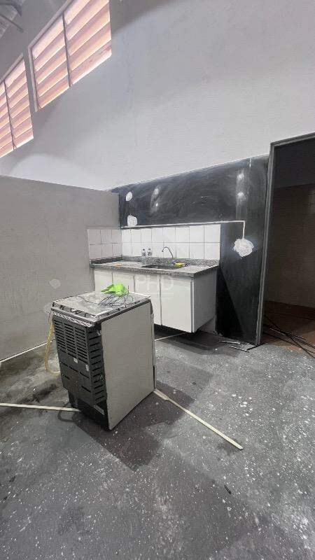 Depósito-Galpão-Armazém para alugar, 212m² - Foto 12