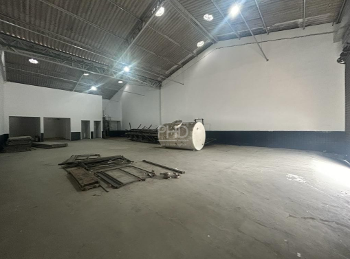 Depósito-Galpão-Armazém para alugar, 291m² - Foto 2