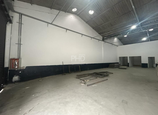 Depósito-Galpão-Armazém para alugar, 291m² - Foto 1