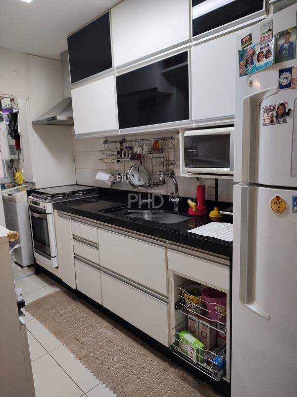 Apartamento à venda com 3 quartos, 72m² - Foto 5