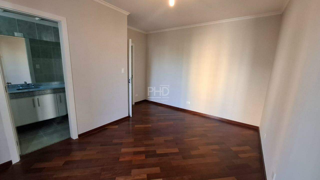 Apartamento à venda com 3 quartos, 160m² - Foto 6