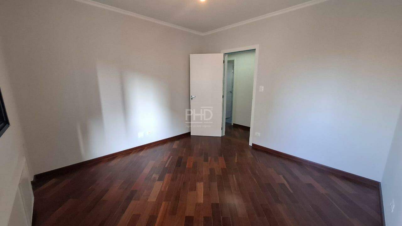 Apartamento à venda com 3 quartos, 160m² - Foto 3