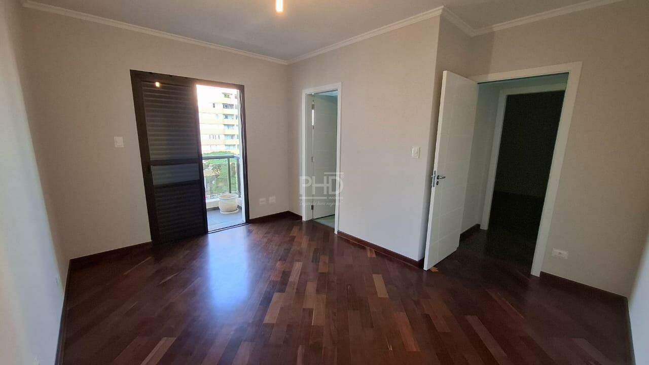 Apartamento à venda com 3 quartos, 160m² - Foto 11