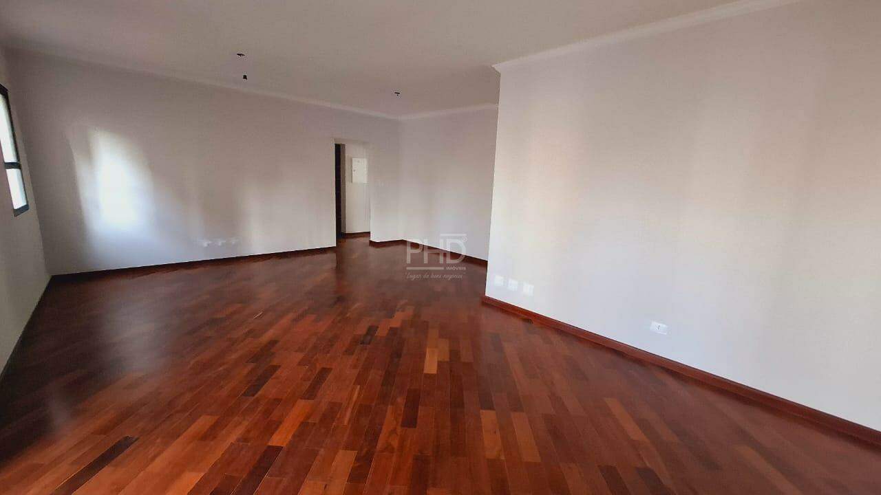 Apartamento à venda com 3 quartos, 160m² - Foto 1
