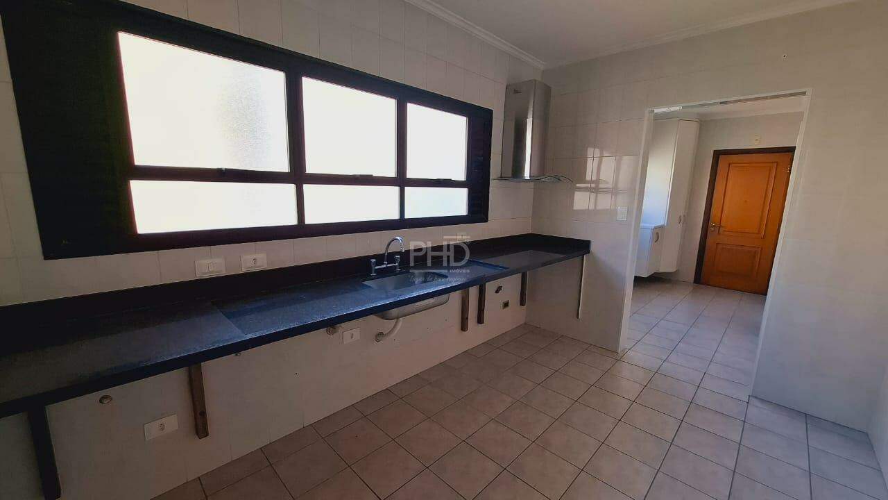 Apartamento à venda com 3 quartos, 160m² - Foto 16