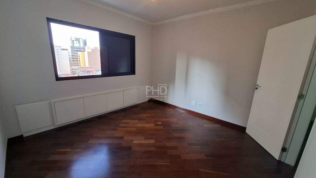 Apartamento à venda com 3 quartos, 160m² - Foto 4