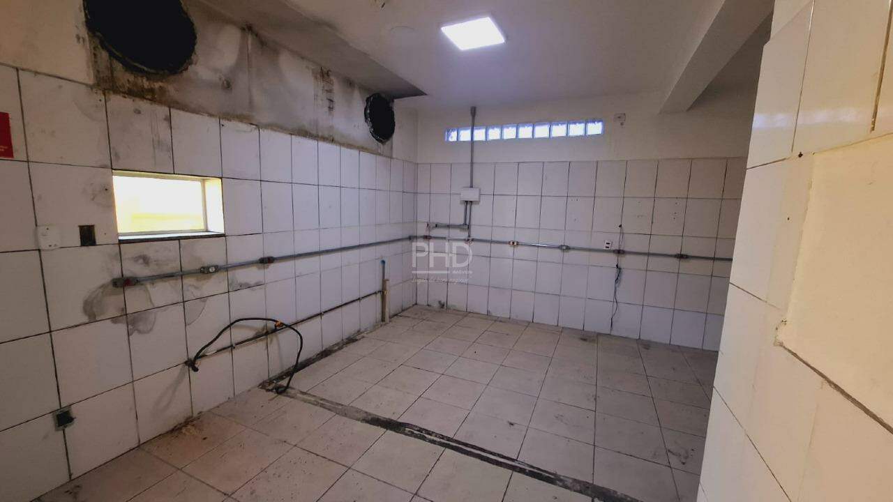 Prédio Inteiro para alugar, 180m² - Foto 11