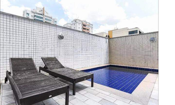 Apartamento para alugar com 2 quartos, 90m² - Foto 18