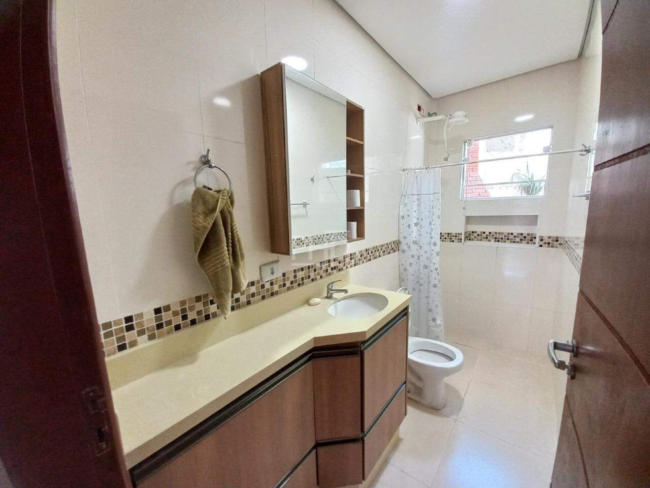 Casa para alugar com 2 quartos, 120m² - Foto 15