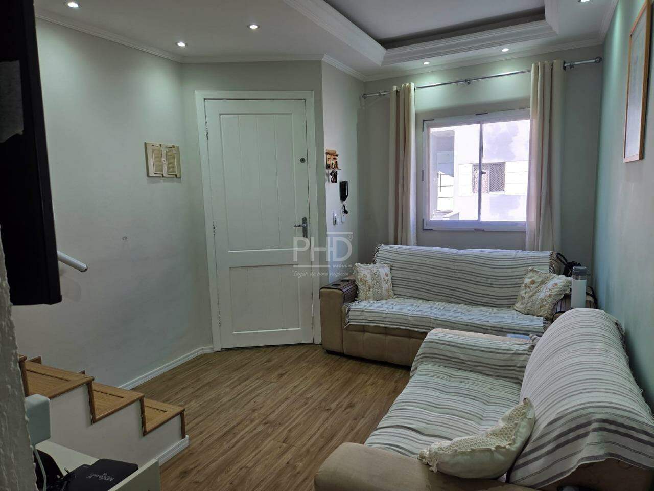 Sobrado à venda com 2 quartos, 105m² - Foto 1