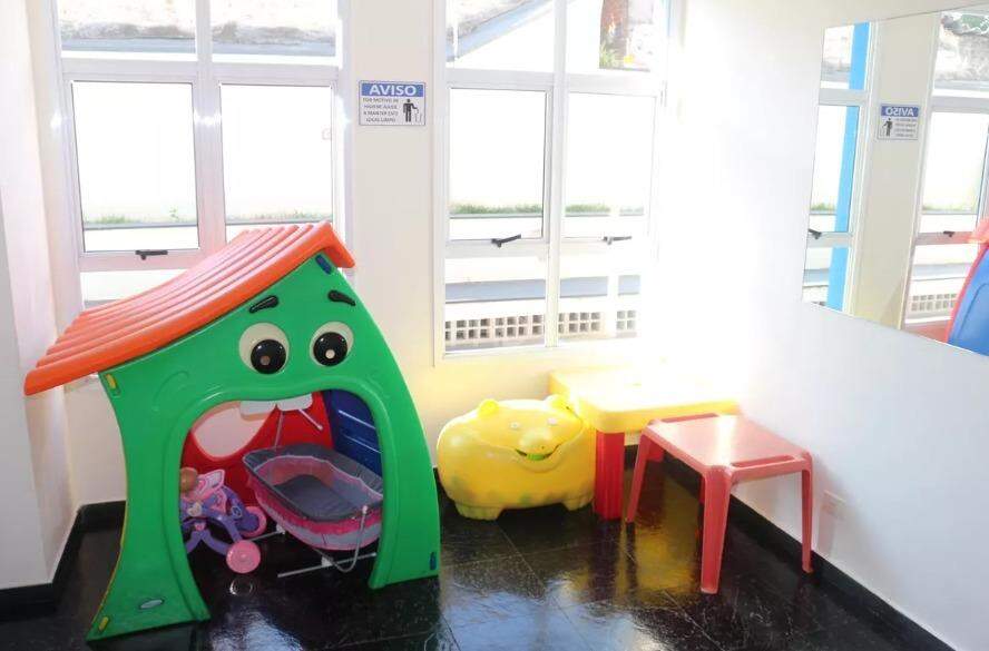 Apartamento à venda com 2 quartos, 60m² - Foto 27