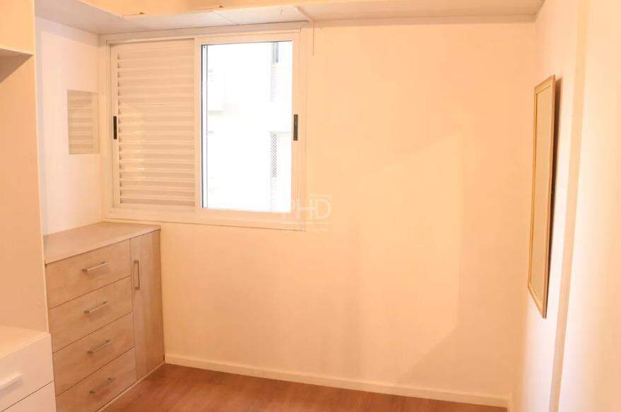 Apartamento à venda com 2 quartos, 60m² - Foto 14