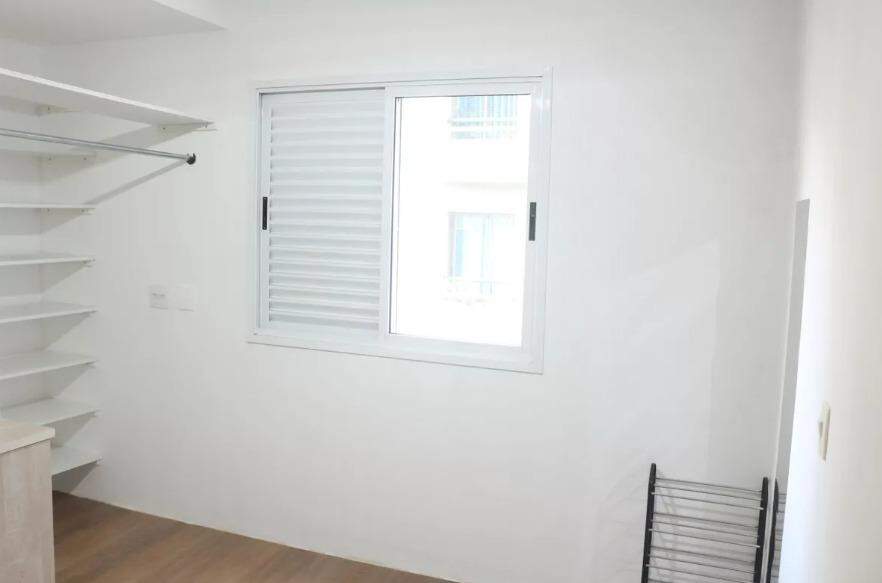 Apartamento à venda com 2 quartos, 60m² - Foto 17