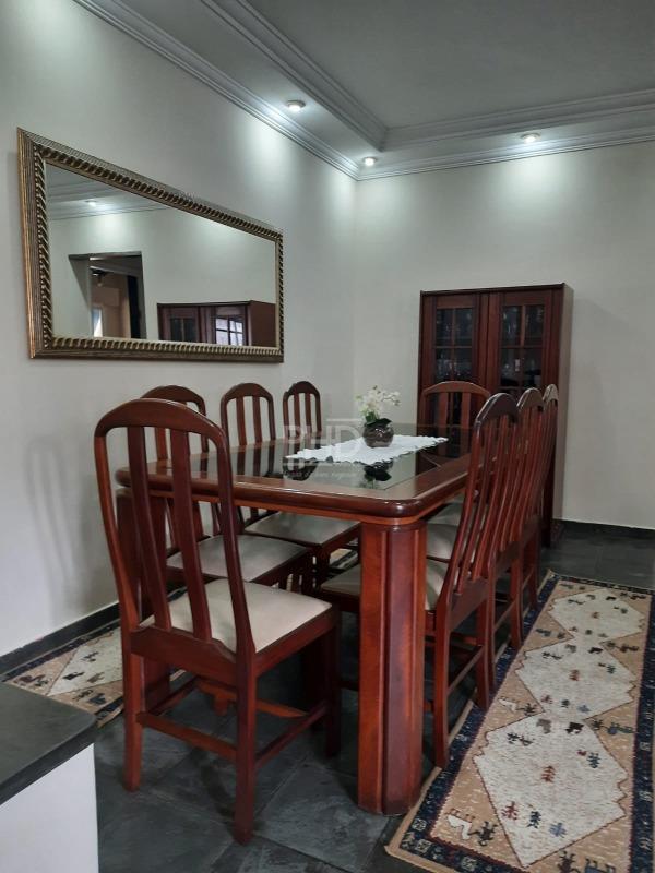 Casa, 3 quartos, 281 m² - Foto 4