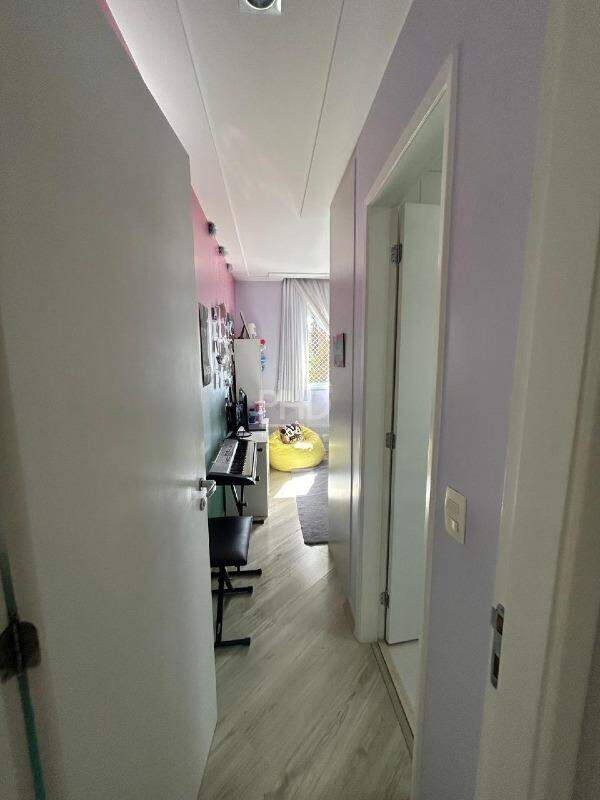 Casa de Condomínio à venda com 4 quartos, 190m² - Foto 31
