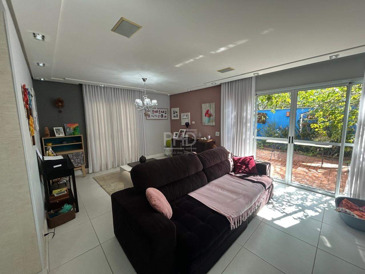 Casa de Condomínio à venda com 4 quartos, 190m² - Foto 5