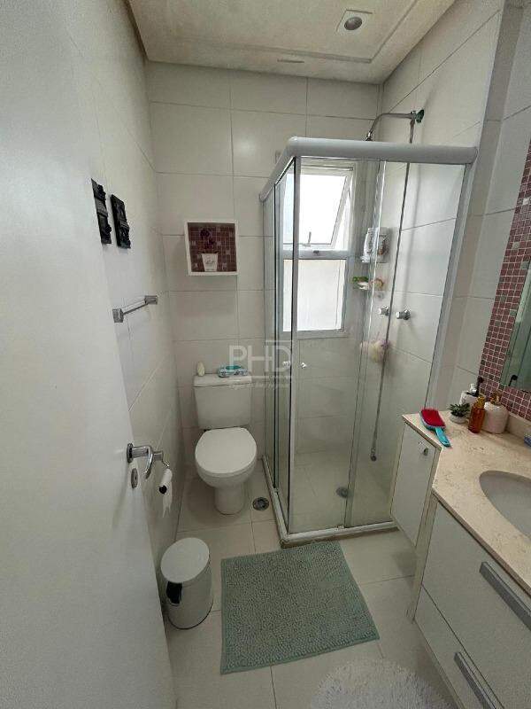 Casa de Condomínio à venda com 4 quartos, 190m² - Foto 42