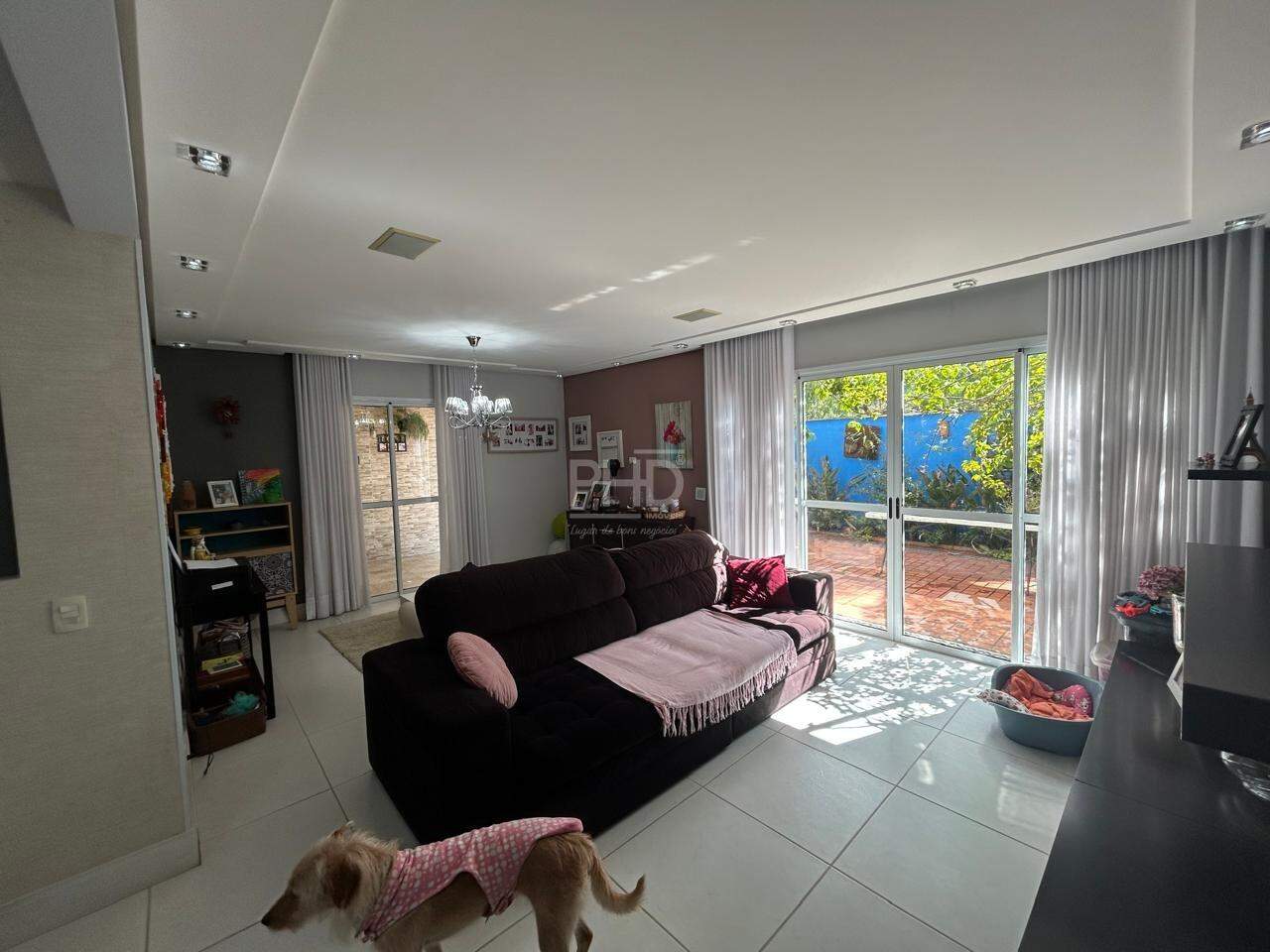 Casa de Condomínio à venda com 4 quartos, 190m² - Foto 3