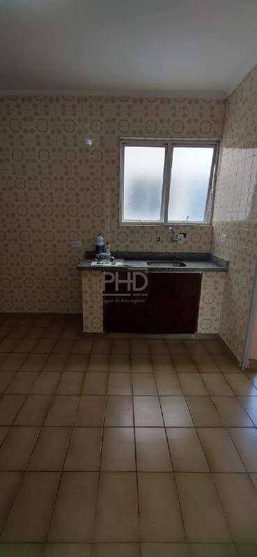 Apartamento para alugar com 1 quarto, 55m² - Foto 4