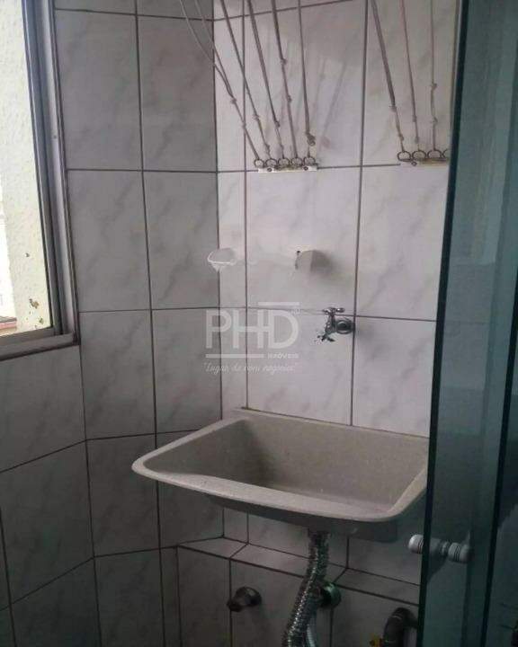 Apartamento para alugar com 3 quartos, 69m² - Foto 6