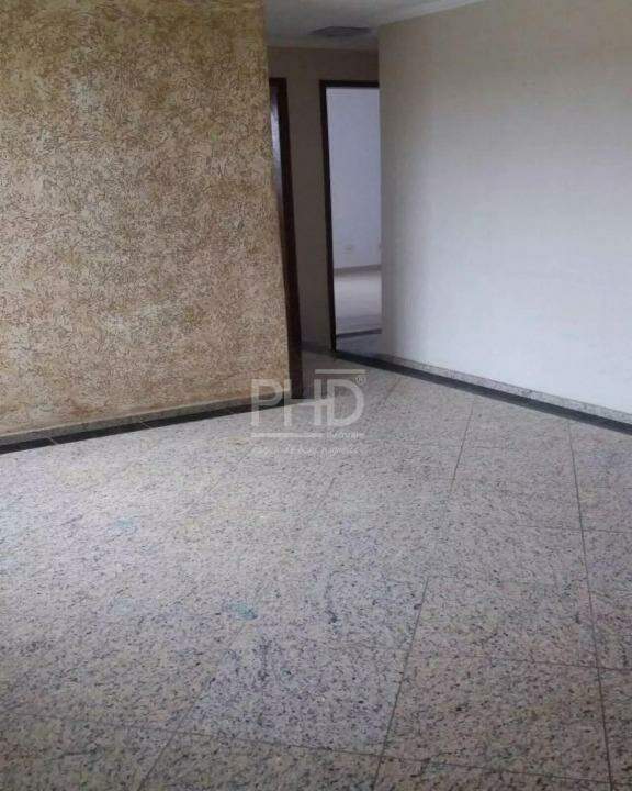 Apartamento para alugar com 3 quartos, 69m² - Foto 2