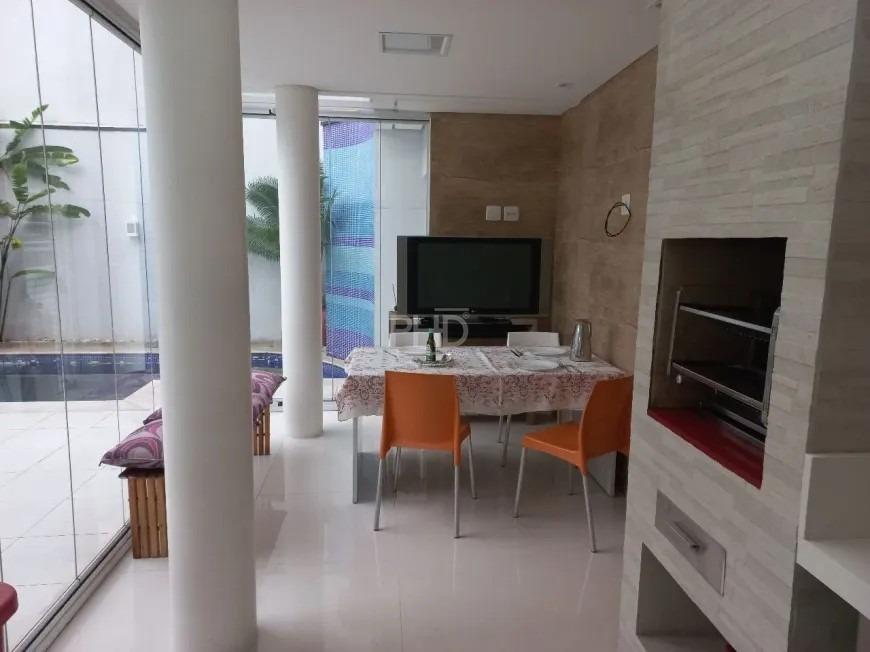 Sobrado, 4 quartos, 330 m² - Foto 1