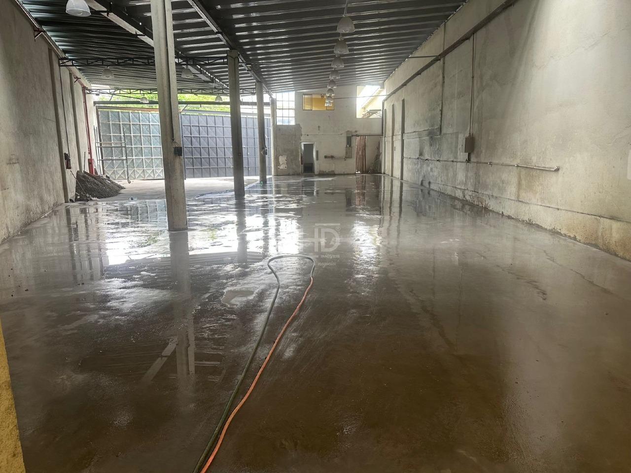 Depósito-Galpão, 485 m² - Foto 1