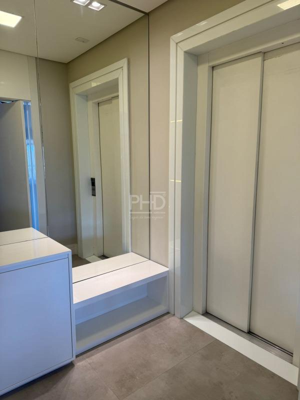 Apartamento, 3 quartos, 236 m² - Foto 3