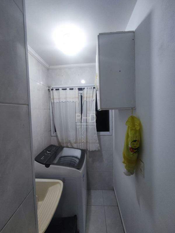 Apartamento à venda com 2 quartos, 48m² - Foto 21