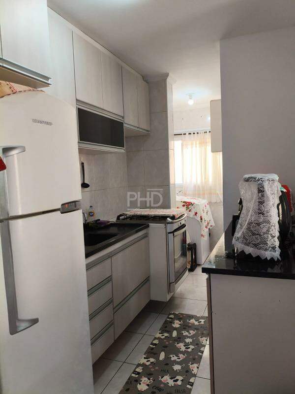 Apartamento à venda com 2 quartos, 48m² - Foto 10