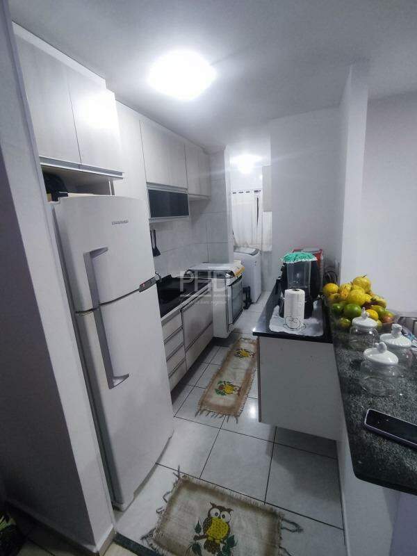 Apartamento à venda com 2 quartos, 48m² - Foto 11