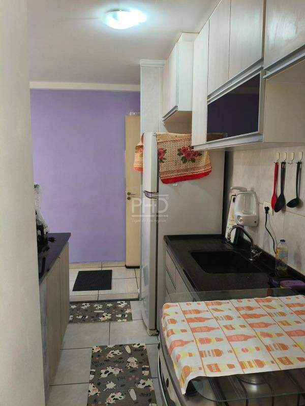 Apartamento à venda com 2 quartos, 48m² - Foto 9