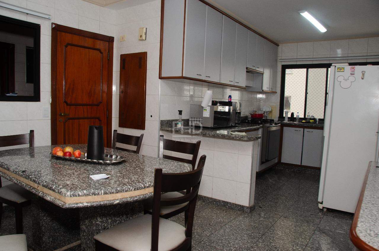 Apartamento, 4 quartos, 254 m² - Foto 9