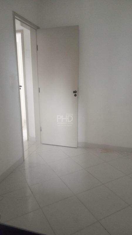 Apartamento para alugar com 3 quartos, 75m² - Foto 14